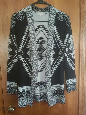 Aztec Patterned Open-Front Cardigan